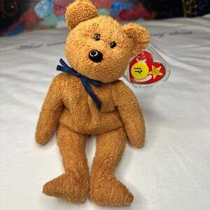 Ty Beanie Baby Fuzz the Bear Plush